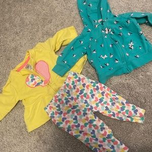🎊Baby Items SALE! 🎊 Two zip up jackets with pants! Size 3m!